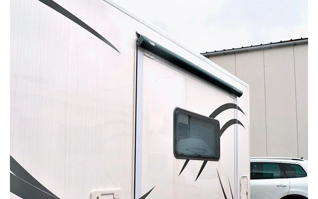 Fiamma SlideOut Awning For Mobile Vehicle Walls 170 Polar White 7 Fiamma SlideOut Awning For Mobile Vehicle Walls 170 Polar White - Image 7